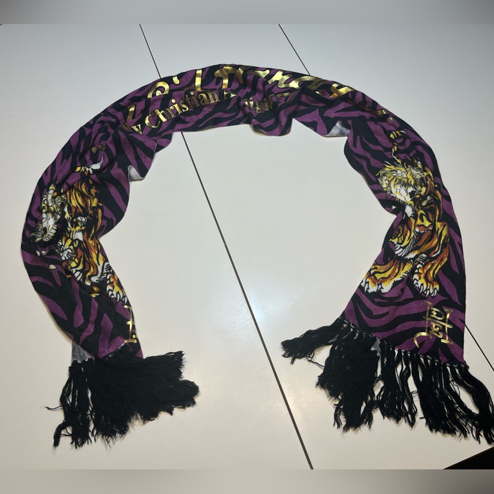 Ed Hardy by Christian Audigier Tiger Purple/Black Knit Scarf 100% acrylic